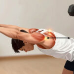 Cara-Melakukan-Gerakan-Reverse-Flyes-Untuk-Memperkuat-Otot-Punggung-Bagian-Atas-Anda