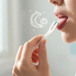 Manfaat-Rutin-Membersihkan-Lidah-Setiap-Pagi-Untuk-Menjaga-Kesegaran-Napas-Dan-Mulut